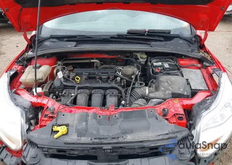 2014 Ford Focus Se z USA, uszkodzony, nr VIN 1FADP3F28EL217511